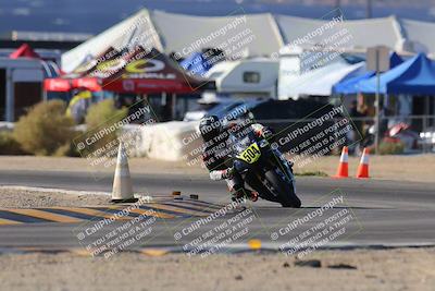 media/Dec-17-2023-CVMA (Sun) [[bf0c04832d]]/Race 2 Amateur Supersport Open/